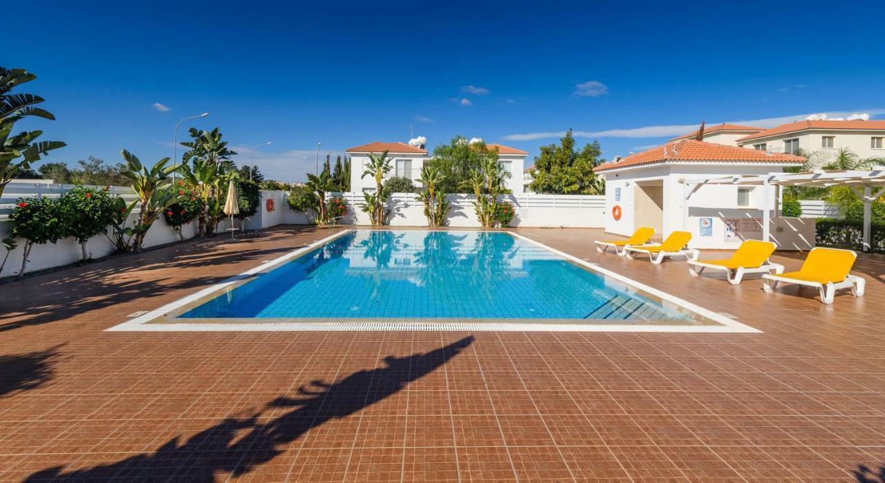 Mythical Sands Apartments Protaras Buitenkant foto